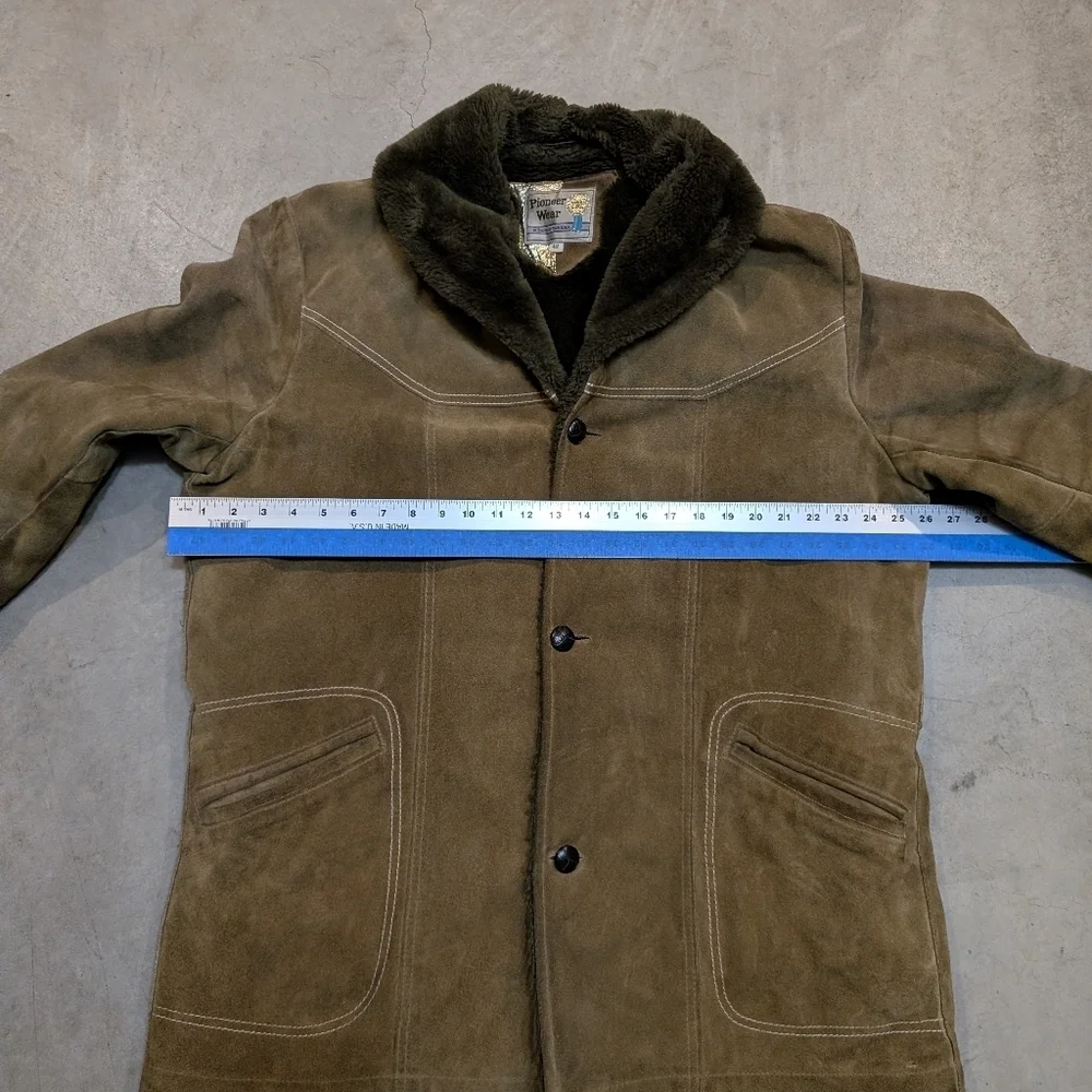 VTG Pioneer Wear Overcoat Men's 42 (S-M) Brown Faux Lined Outerwear USA Made